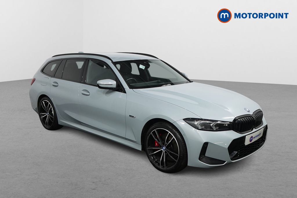 BMW 3 Series M Sport Automatic Petrol Plug-In Hybrid Estate - Stock Number (1483745) - Drivers side front corner