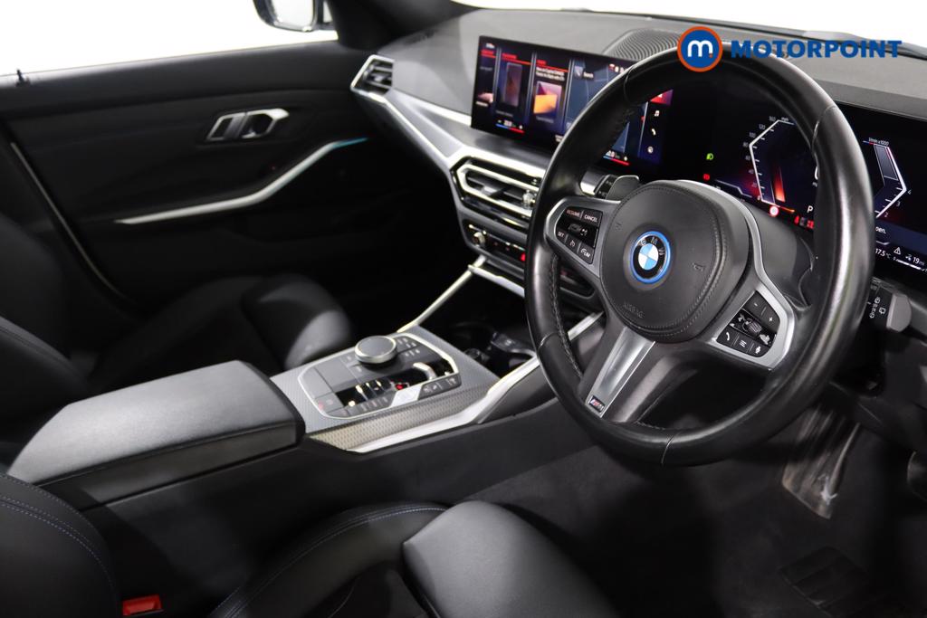 BMW 3 Series M Sport Automatic Petrol Plug-In Hybrid Estate - Stock Number (1481614) - 27th supplementary image