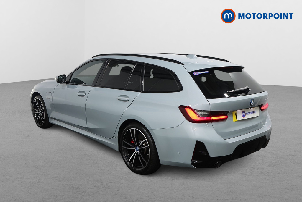 BMW 3 Series M Sport Automatic Petrol Plug-In Hybrid Estate - Stock Number (1484149) - Passenger side rear corner