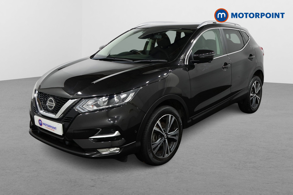 Nissan Qashqai N-Connecta Manual Petrol SUV - Stock Number (1481631) - Passenger side front corner