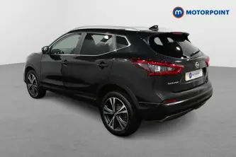 Nissan Qashqai N-Connecta Manual Petrol SUV - Stock Number (1481631) - Passenger side rear corner