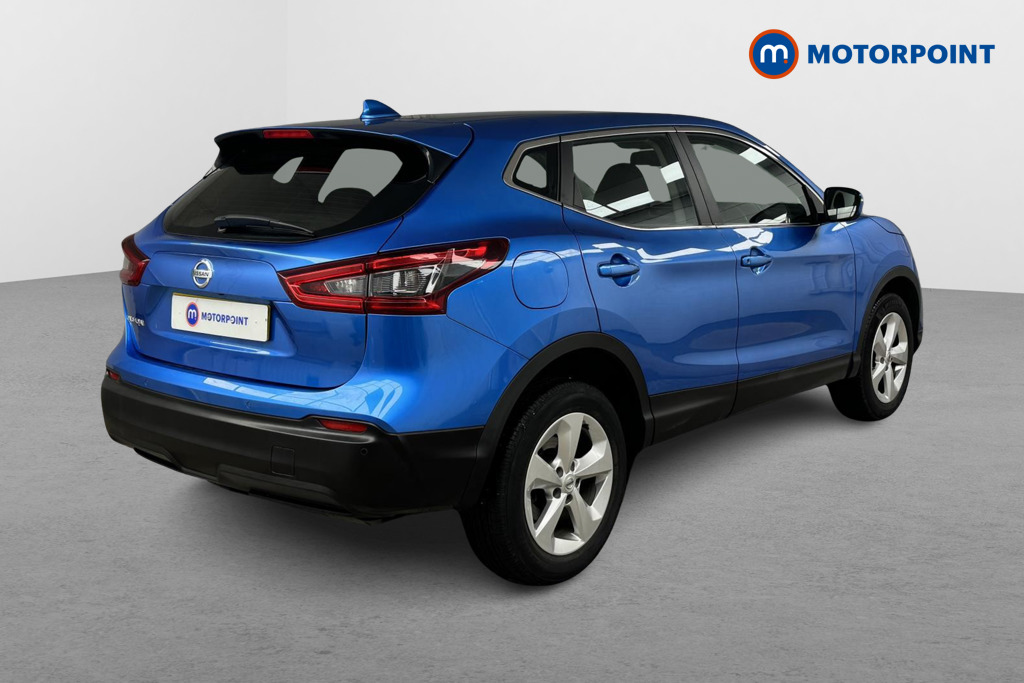 Nissan Qashqai Acenta Premium Automatic Diesel SUV - Stock Number (1482658) - Drivers side rear corner