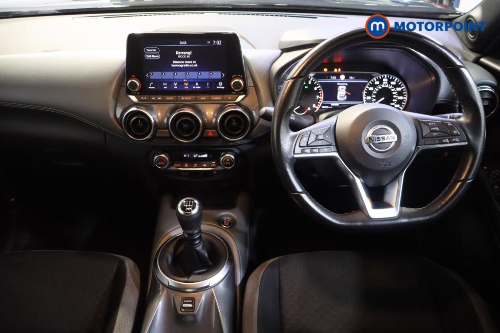 Nissan Juke N-Connecta Manual Petrol SUV - Stock Number (1482876) - 1st supplementary image