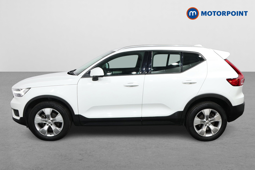 Volvo Xc40 Momentum Automatic Petrol SUV - Stock Number (1481535) - Passenger side