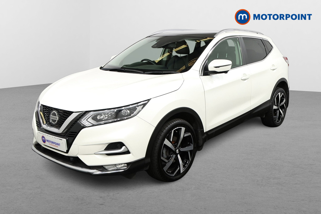 Nissan Qashqai N-Motion Automatic Petrol SUV - Stock Number (1477844) - Passenger side front corner