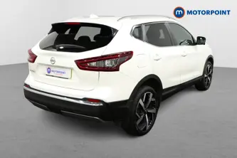 Nissan Qashqai N-Motion Automatic Petrol SUV - Stock Number (1477844) - Drivers side rear corner