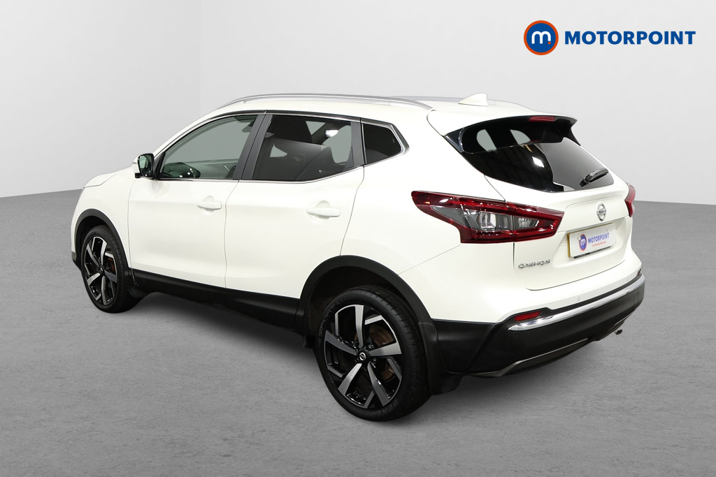 Nissan Qashqai N-Motion Automatic Petrol SUV - Stock Number (1477844) - Passenger side rear corner