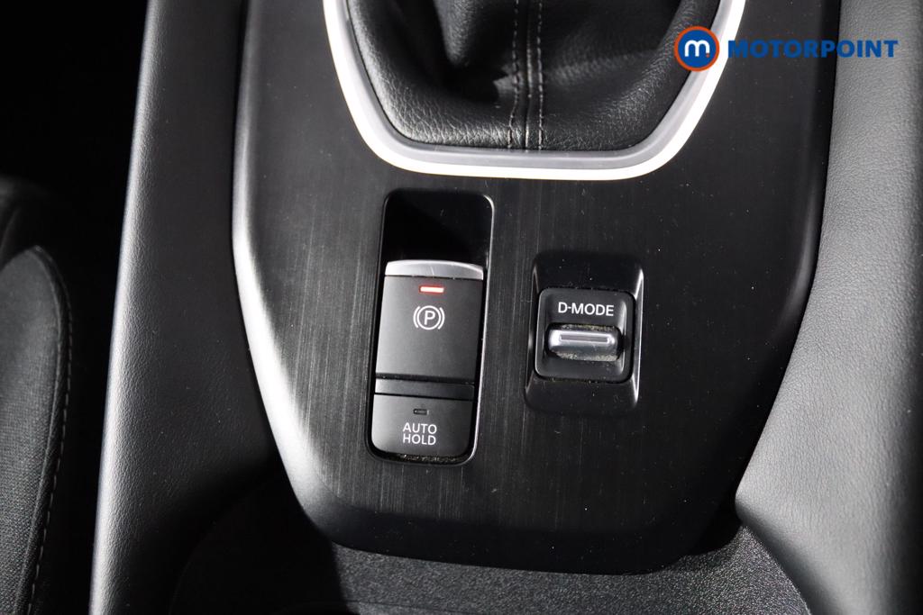 Nissan Qashqai N-Connecta Manual Petrol SUV - Stock Number (1481579) - 20th supplementary image