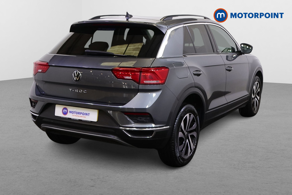 Volkswagen T-Roc Active Manual Petrol SUV - Stock Number (1482456) - Passenger side front corner