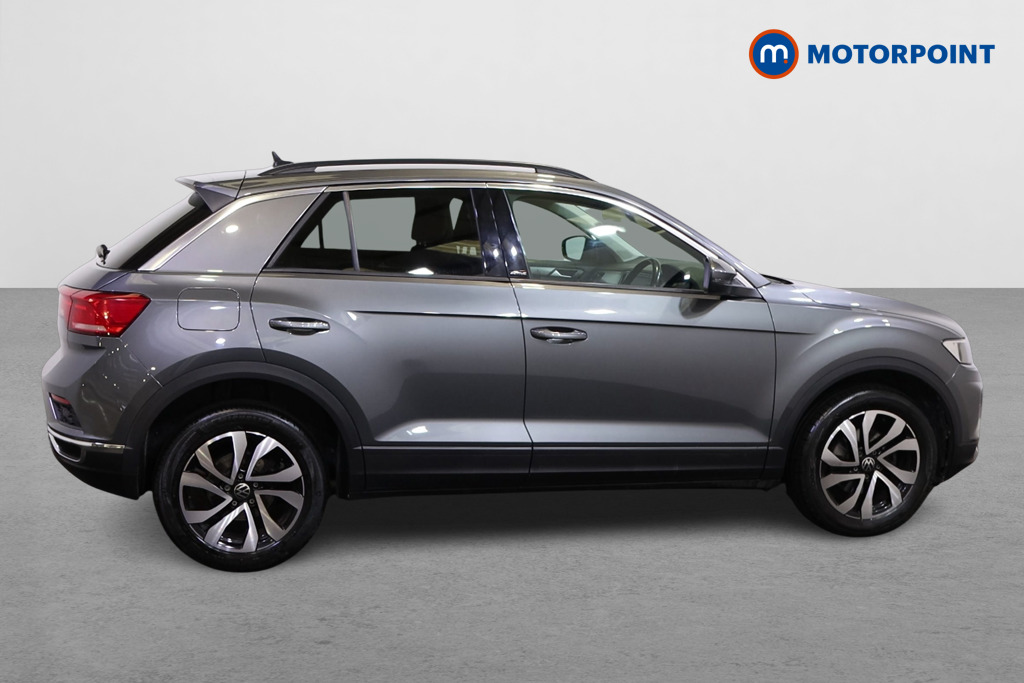 Volkswagen T-Roc Active Manual Petrol SUV - Stock Number (1482456) - Passenger side