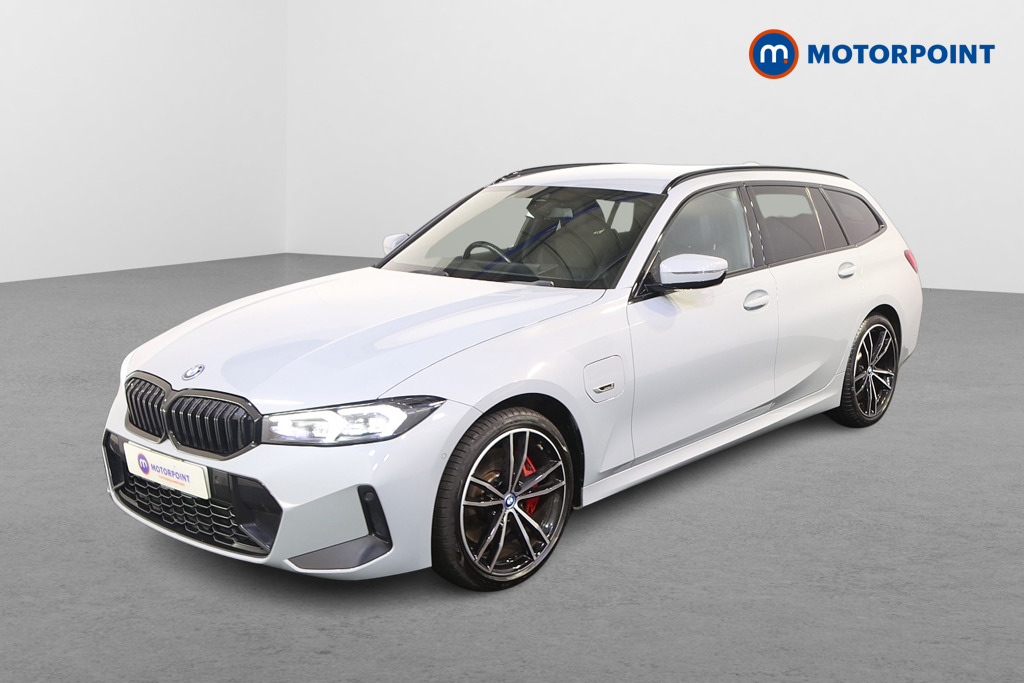 BMW 3 Series M Sport Automatic Petrol Plug-In Hybrid Estate - Stock Number (1481629) - Passenger side front corner