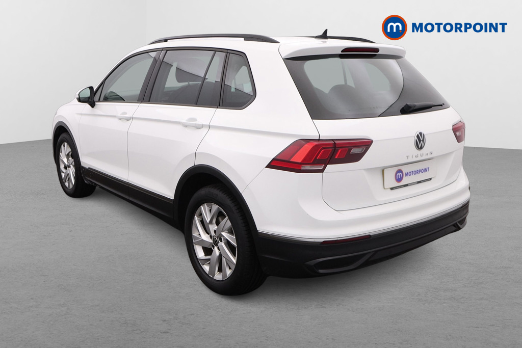 Volkswagen Tiguan Life Manual Petrol SUV - Stock Number (1474118) - Passenger side rear corner