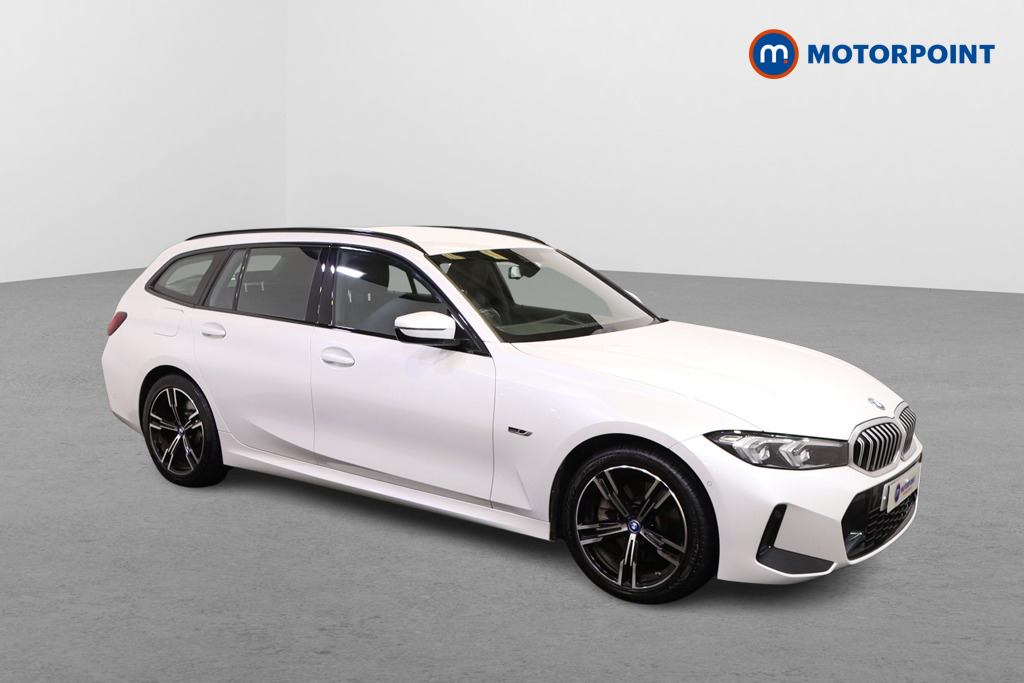 BMW 3 Series M Sport Automatic Petrol Plug-In Hybrid Estate - Stock Number (1477273) - Drivers side front corner