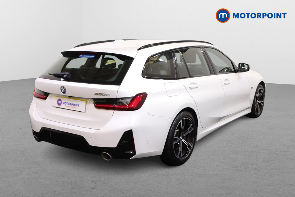 BMW 3 Series M Sport Automatic Petrol Plug-In Hybrid Estate - Stock Number (1477273) - Drivers side rear corner