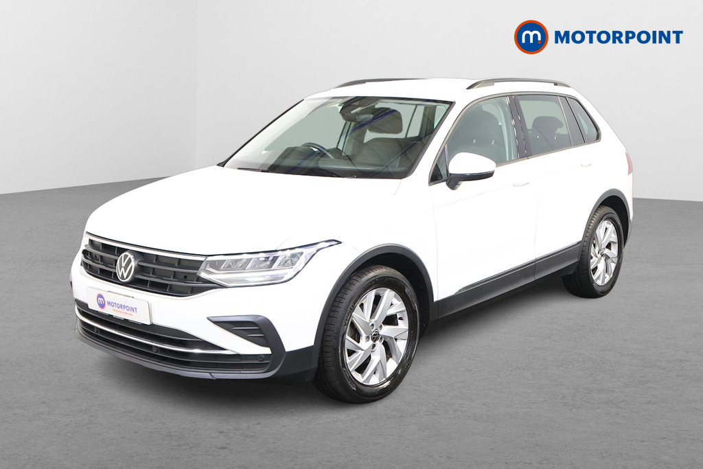 Volkswagen Tiguan Life Manual Petrol SUV - Stock Number (1477284) - Passenger side front corner