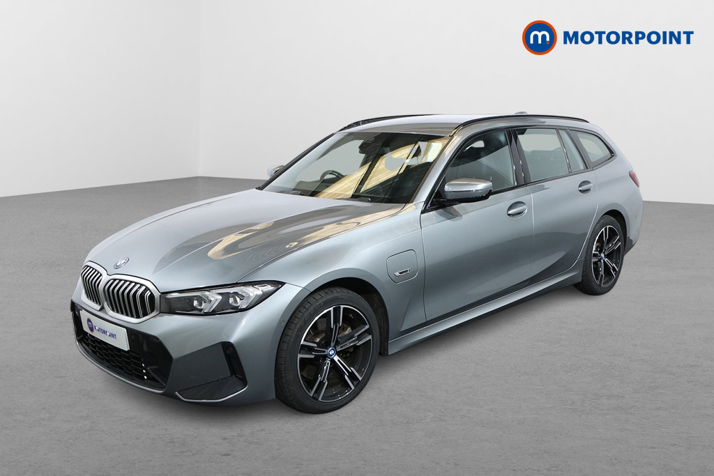 BMW 3 Series M Sport Automatic Petrol Plug-In Hybrid Estate - Stock Number (1481630) - Passenger side front corner