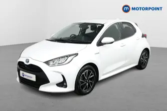 Toyota Yaris Design Automatic Petrol-Electric Hybrid Hatchback - Stock Number (1483593) - Passenger side front corner