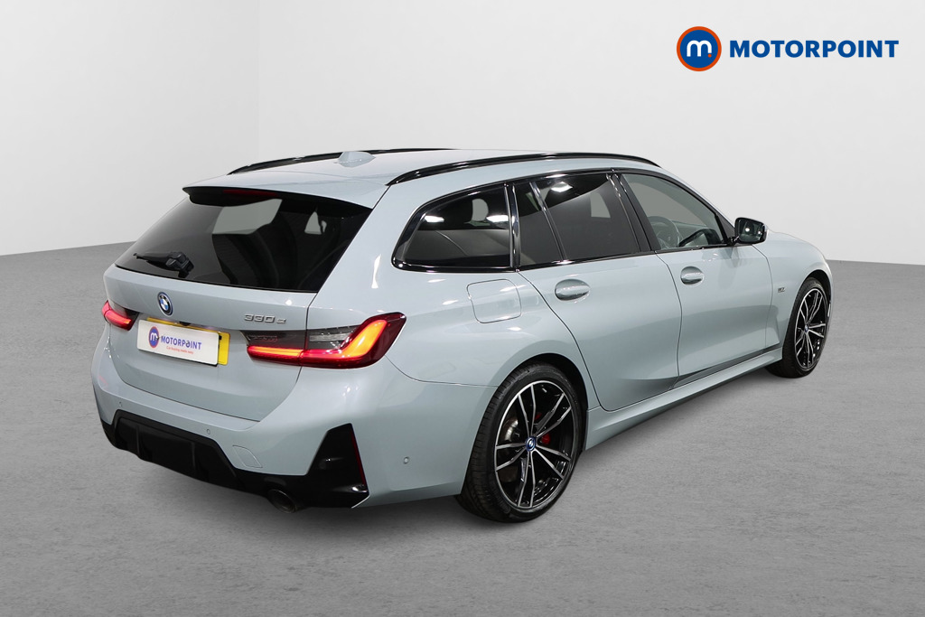 BMW 3 Series M Sport Automatic Petrol Plug-In Hybrid Estate - Stock Number (1483747) - Drivers side rear corner