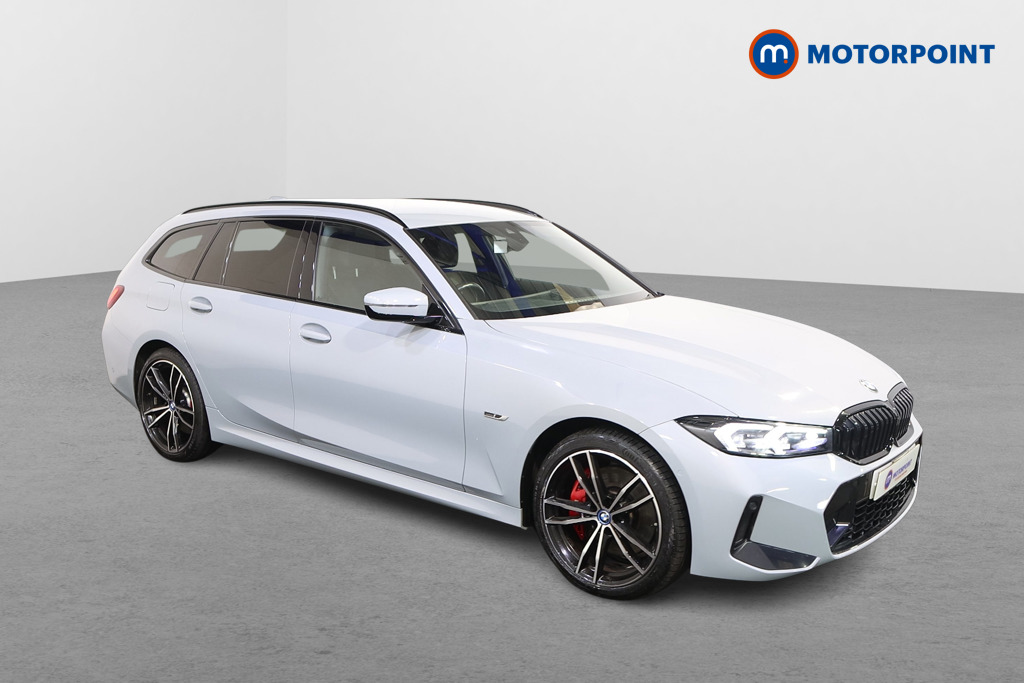 BMW 3 Series M Sport Automatic Petrol Plug-In Hybrid Estate - Stock Number (1484047) - Drivers side front corner