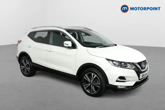 Nissan Qashqai N-Connecta Manual Petrol SUV - Stock Number (1486119) - Drivers side front corner