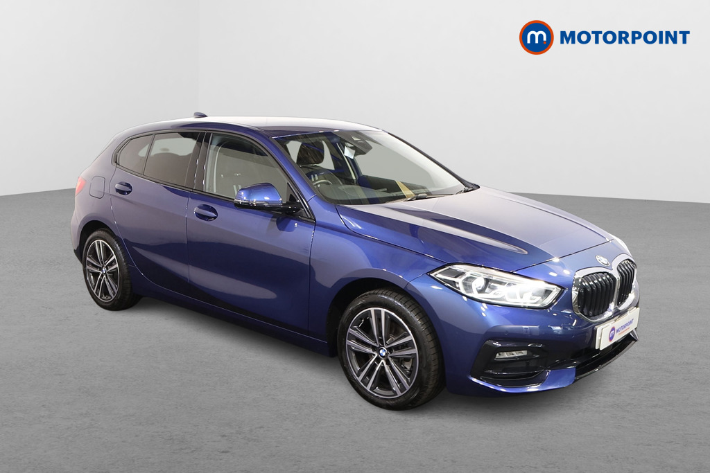 BMW 1 Series Sport Automatic Petrol Hatchback - Stock Number (1480820) - Drivers side front corner