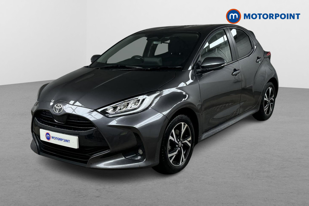 Toyota Yaris Design Automatic Petrol-Electric Hybrid Hatchback - Stock Number (1485256) - Drivers side front corner