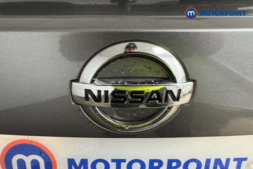 Nissan Juke N-Connecta Manual Petrol SUV - Stock Number (1485917) - 19th supplementary image