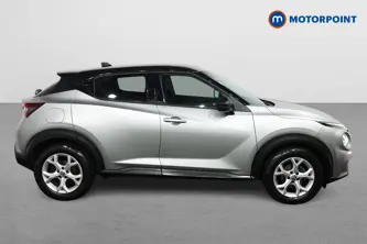 Nissan Juke N-Connecta Manual Petrol SUV - Stock Number (1486914) - Drivers side