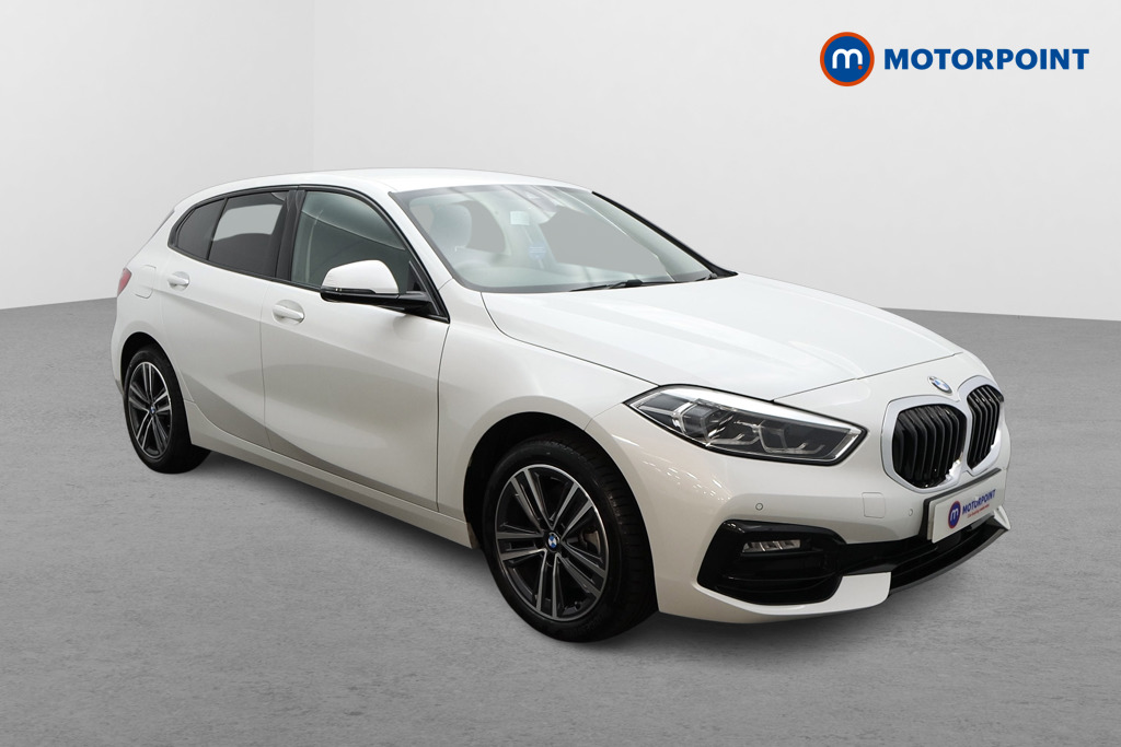 BMW 1 Series Sport Automatic Petrol Hatchback - Stock Number (1483939) - Drivers side front corner