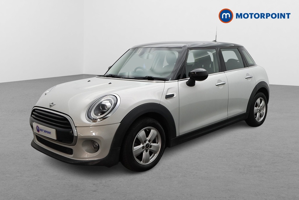 Mini Hatchback Cooper Classic Manual Petrol Hatchback - Stock Number (1484540) - Passenger side front corner