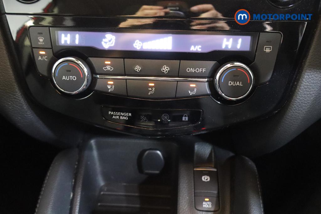 Nissan Qashqai N-Connecta Manual Petrol SUV - Stock Number (1484616) - 7th supplementary image