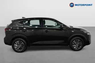 Nissan Qashqai Acenta Premium Manual Petrol SUV - Stock Number (1484677) - Drivers side