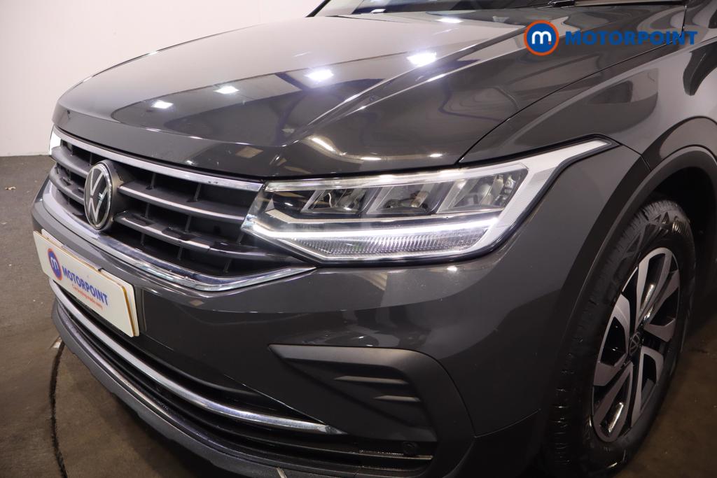 Volkswagen Tiguan Active Manual Petrol SUV - Stock Number (1476435) - 27th supplementary image