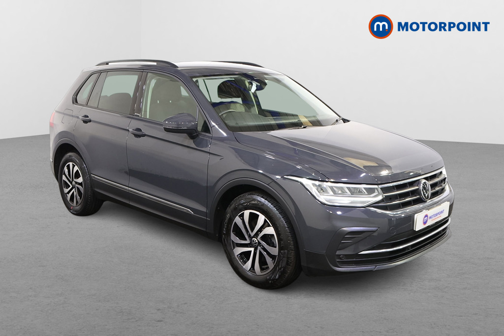 Volkswagen Tiguan Active Manual Petrol SUV - Stock Number (1476435) - Drivers side front corner