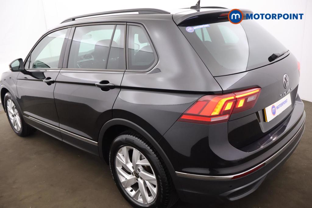 Volkswagen Tiguan Life Automatic Petrol SUV - Stock Number (1478761) - 20th supplementary image