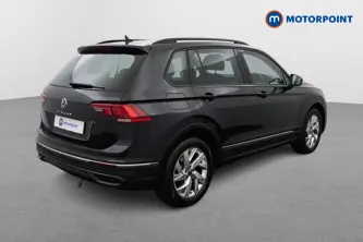 Volkswagen Tiguan Life Automatic Petrol SUV - Stock Number (1478761) - Drivers side rear corner