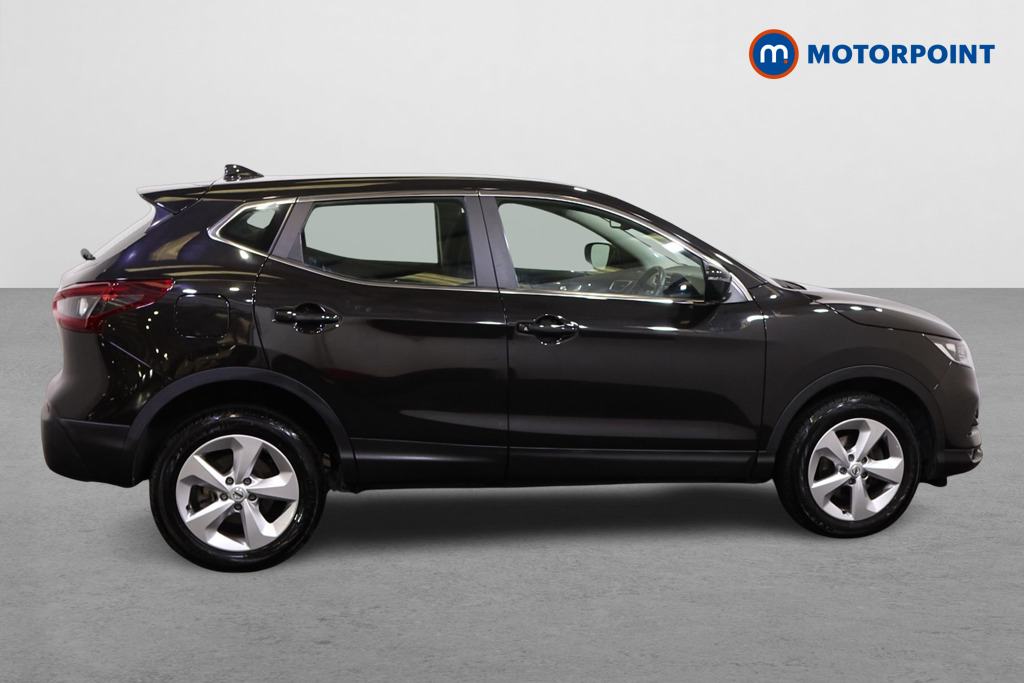 Nissan Qashqai Acenta Premium Automatic Petrol SUV - Stock Number (1482504) - Drivers side