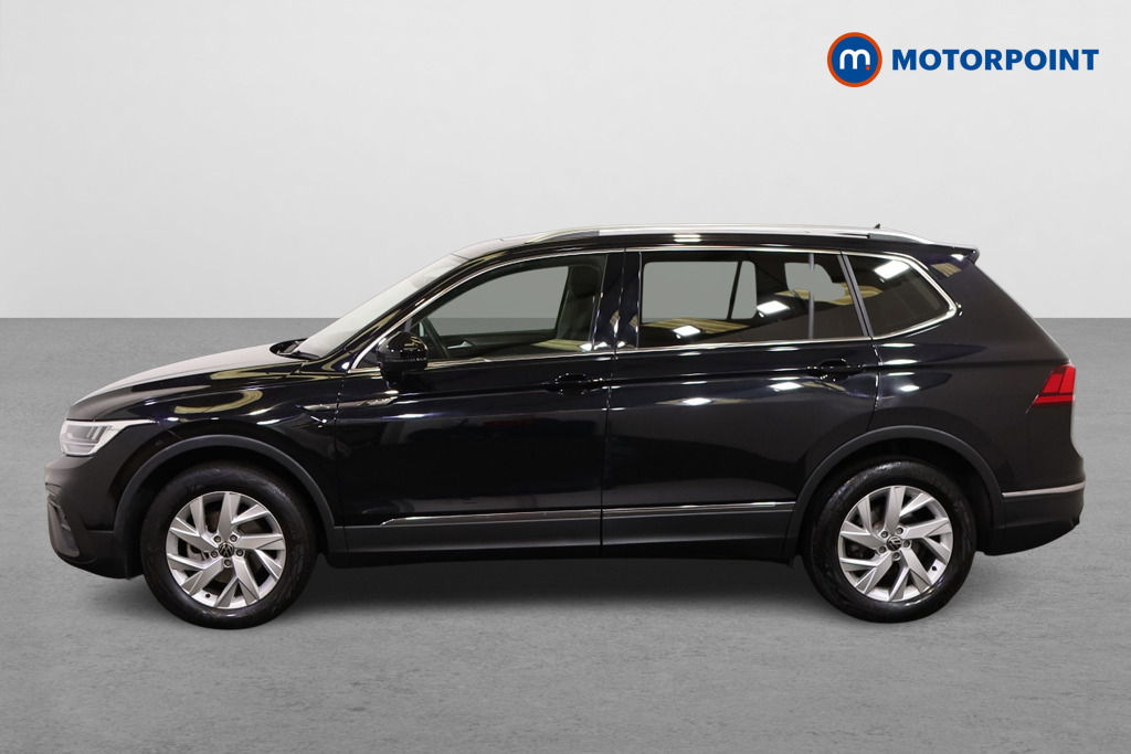 Volkswagen Tiguan Allspace Life Automatic Petrol SUV - Stock Number (1483905) - Passenger side