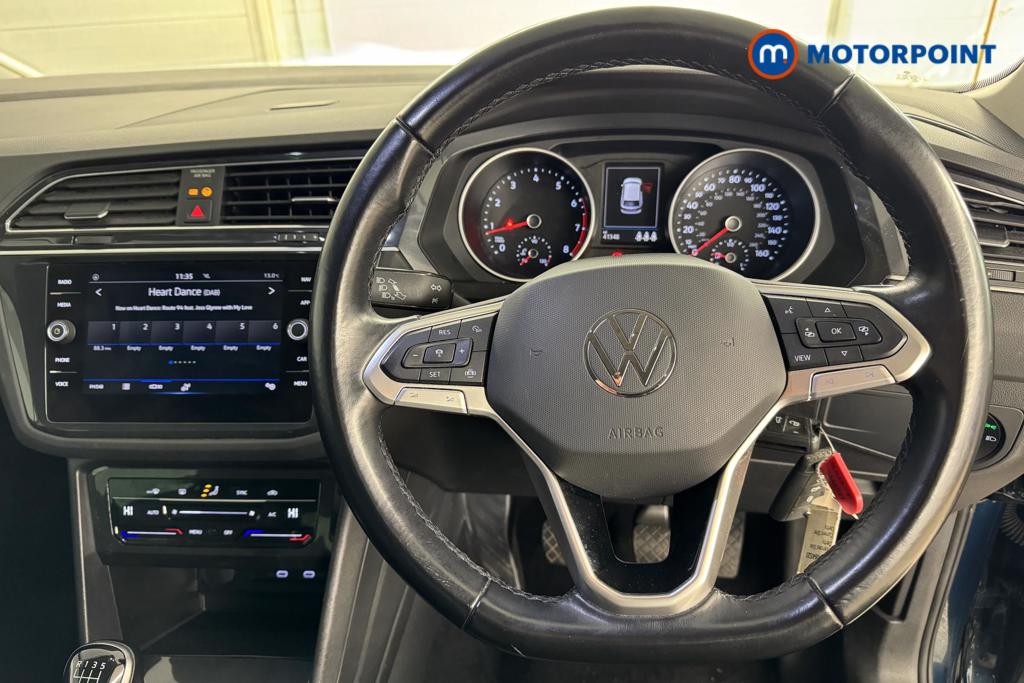 Volkswagen Tiguan Life Manual Petrol SUV - Stock Number (1485151) - 1st supplementary image