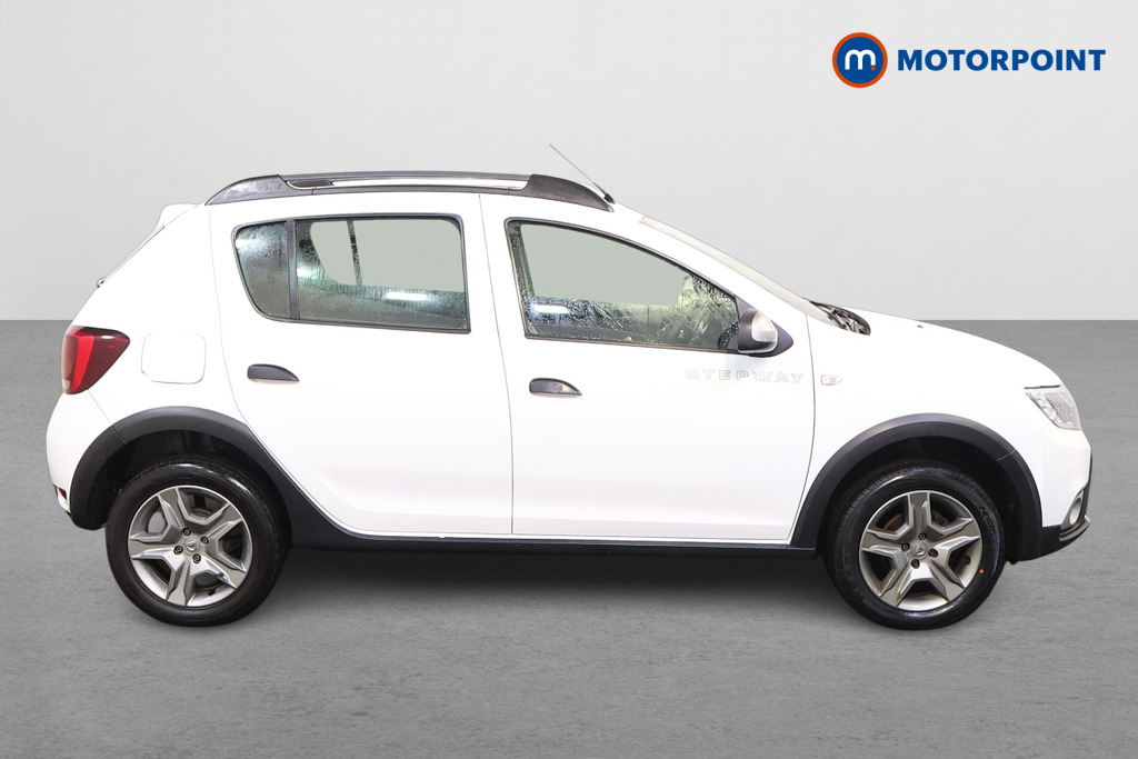 Dacia Sandero Stepway Essential Manual Petrol Hatchback - Stock Number (1482919) - Drivers side