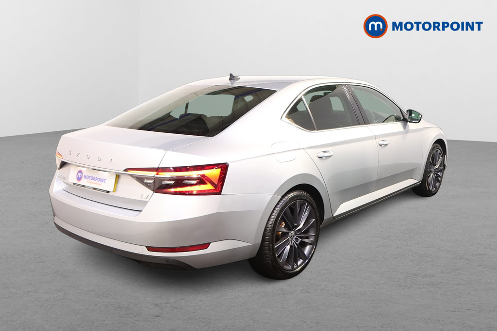 Skoda Superb Se L Automatic Petrol Plug-In Hybrid Hatchback - Stock Number (1481074) - Drivers side rear corner