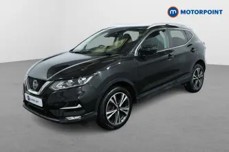 Nissan Qashqai N-Connecta Manual Diesel SUV - Stock Number (1481761) - Passenger side front corner