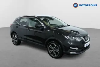 Nissan Qashqai N-Connecta Manual Diesel SUV - Stock Number (1481761) - Drivers side front corner