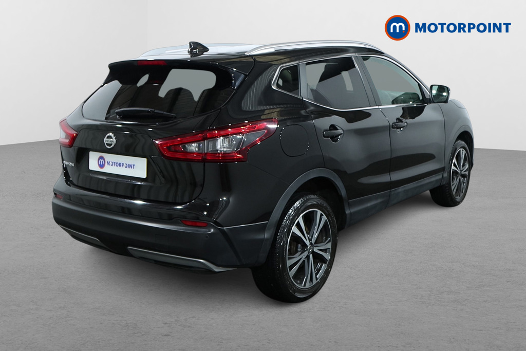 Nissan Qashqai N-Connecta Manual Diesel SUV - Stock Number (1481761) - Drivers side rear corner