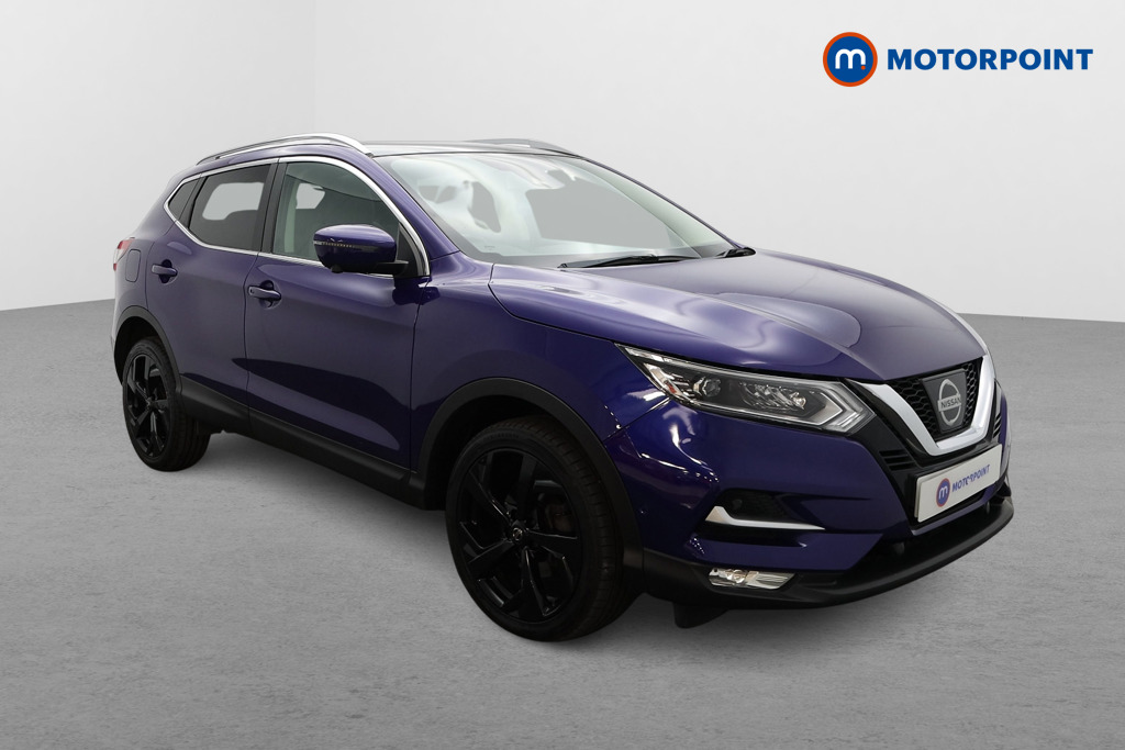 Nissan Qashqai Tekna Manual Diesel SUV - Stock Number (1479293) - Drivers side front corner