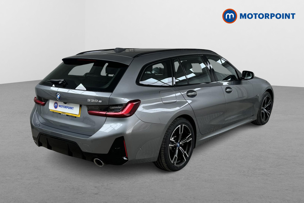 BMW 3 Series M Sport Automatic Petrol Plug-In Hybrid Estate - Stock Number (1481632) - Drivers side rear corner