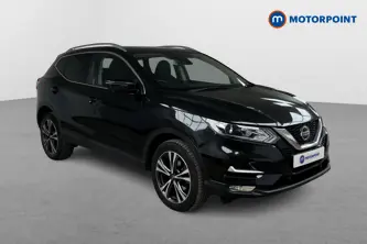 Nissan Qashqai N-Connecta Manual Diesel SUV - Stock Number (1487096) - Drivers side front corner