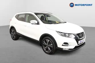 Nissan Qashqai N-Connecta Manual Petrol SUV - Stock Number (1487227) - Drivers side front corner