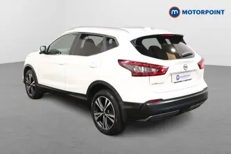 Nissan Qashqai N-Connecta Manual Petrol SUV - Stock Number (1487227) - Passenger side rear corner