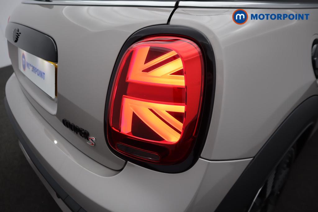 Mini Hatchback Cooper S Exclusive Manual Petrol Hatchback - Stock Number (1488188) - 29th supplementary image